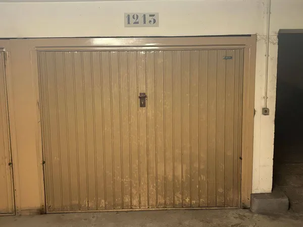 Parking 13 m²