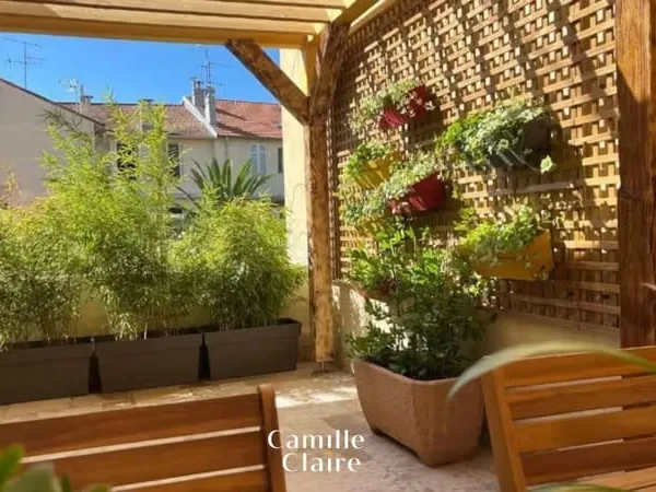 Appartement T4 92 m2 refait à neuf