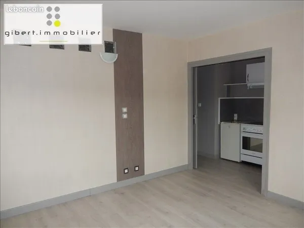 Studio 1 pièce 21 m²
