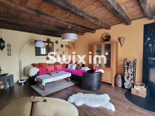 Maison de village en pierre cuiseaux
