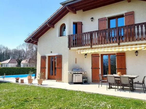 Maison 5 pièces 147 m²