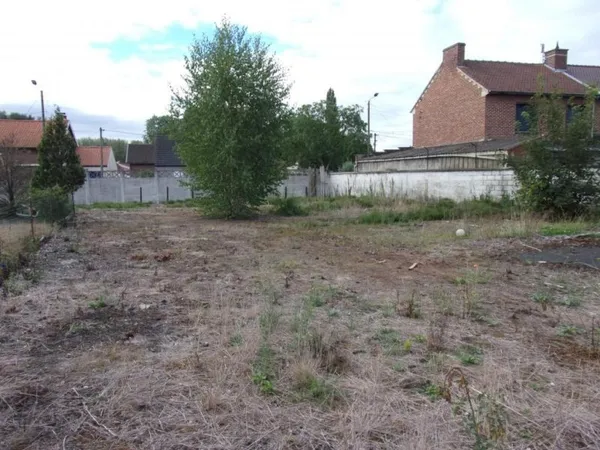 Terrain 622 m²