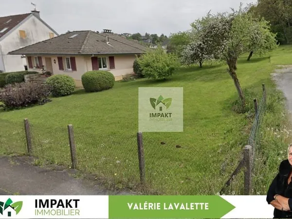 Terrain 700 m²