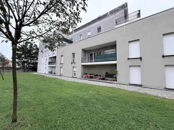 MERIGNAC - Appartement T2 - 46m2 - Balcon - Parking en sous-sol
