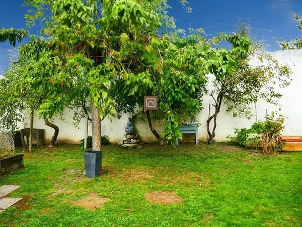 Merignac charmante maison familiale avec jardin et carport