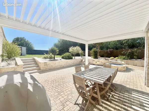 Propriété 7 pièces 170 m²