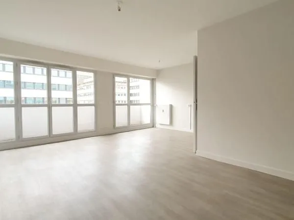 T3 de 74 m² adapté seniors - balcon - proche gare de Tours