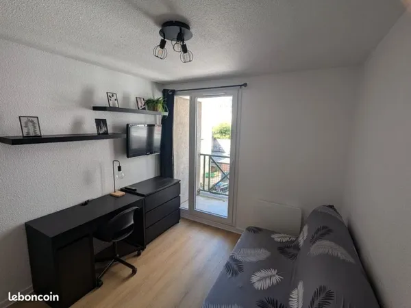 Studio meublé avec balcon - Grenoble (rue Colonel Dumont)