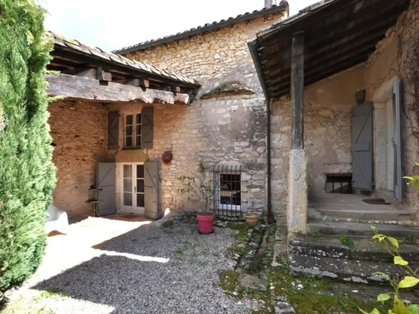 Bâtisse en Pierres