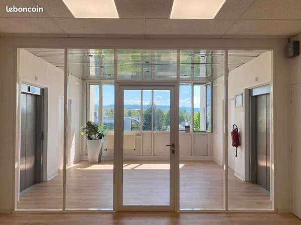 Location Bureaux Equipés Courte ou Longue Durée Partageable (25m2/50m2/75m2/95m2)