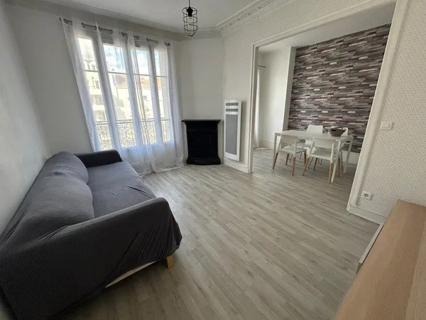 Appartement à vendre 3/4 pièces CHOISY LE ROI (94). Transports et commerces à proximité