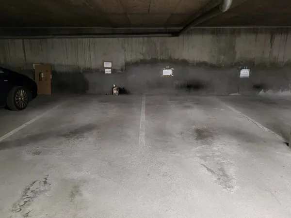 15 m2 STATIONNEMENT SOUTERRAIN / BERTHELOT
