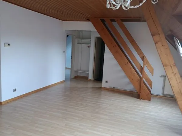 Appartement 4 pièces à louer - 3 chambres + salon