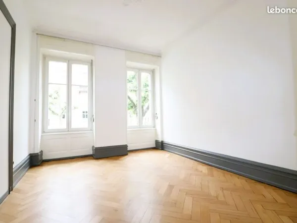 Local 100 m² Strasbourg