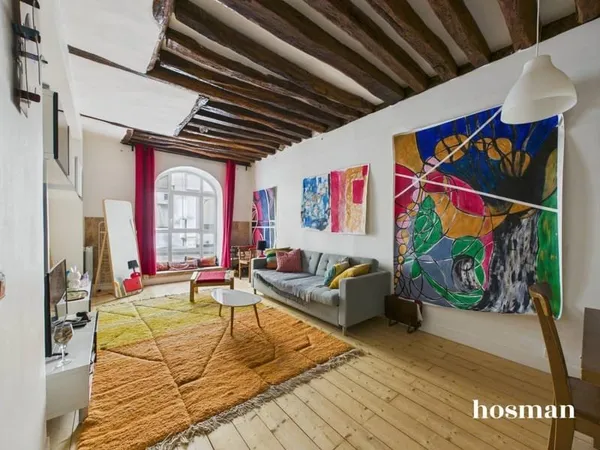 De beaux volumes dans un quartier animé ! Appartement 2 pièces de 52 m², avec cave - Rue des Message