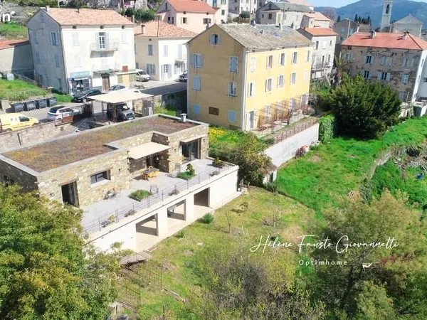 Maison 3 pièces 184 m²