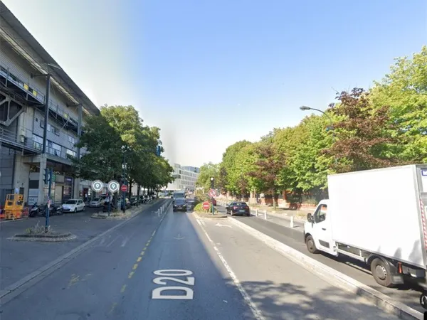 Boutique 500 m² PANTIN