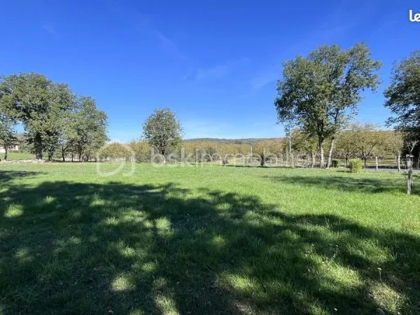 Terrain 3 000 m² Azerat