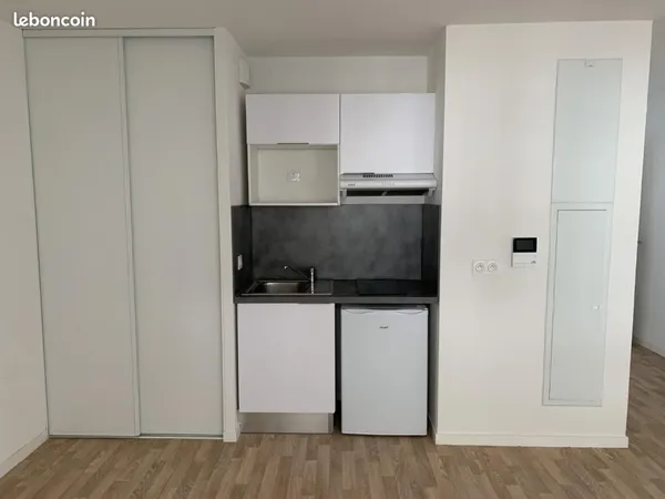 Studio 1 pièce 30 m²
