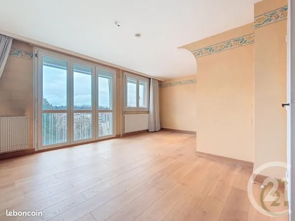 Appartement 4 pièces 75 m²