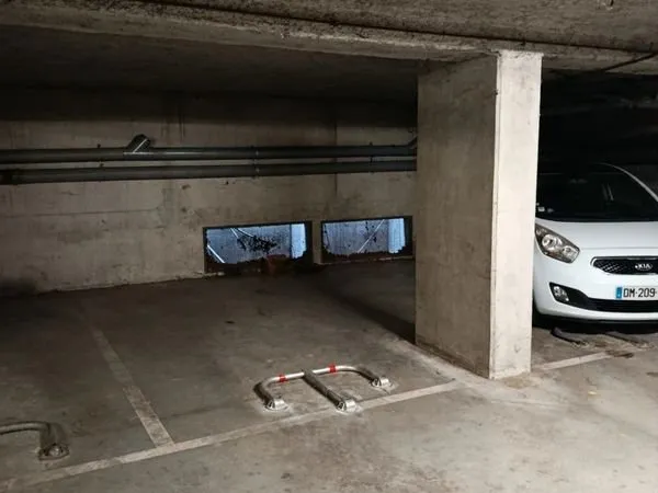 Parking 11 rue de la doua