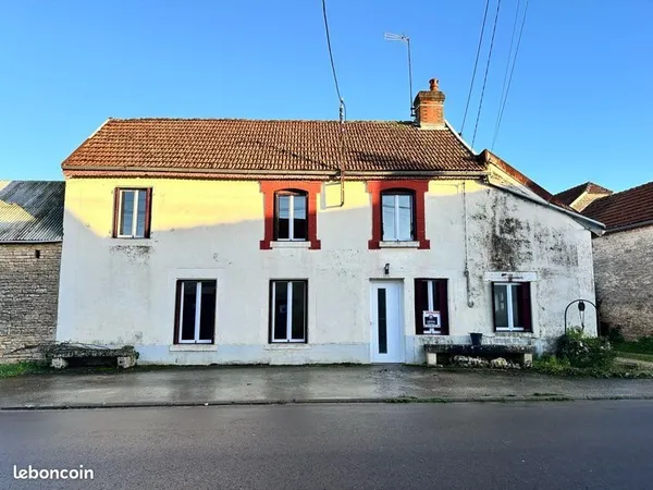 Maison avec dépendance à vendre