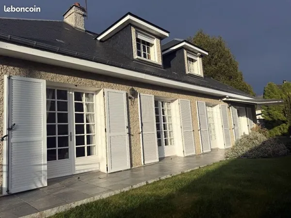 Maison 8 pièces 142 m²