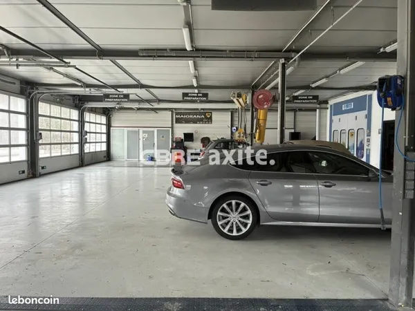 LOCAL D'ACTIVITE 460 m² ALLONZIER LA CAILLE