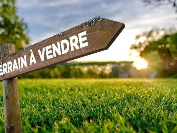 Terrain 1100 m²