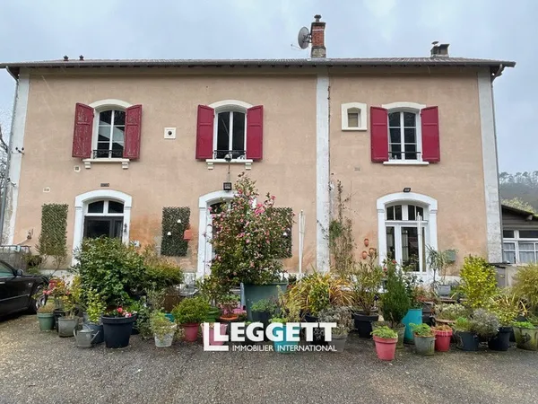 Maison 9 pièce(s), LOUBEJAC
