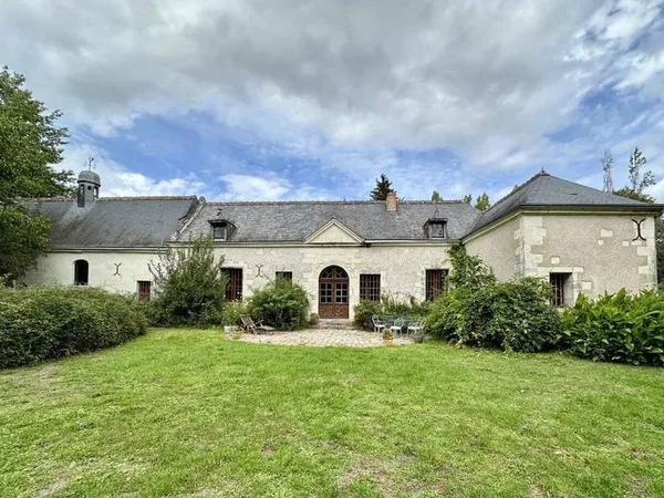 Maison 7 pièces 250 m²