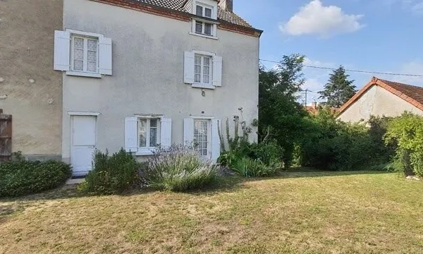 Maison de bourg de 5 pièces principales