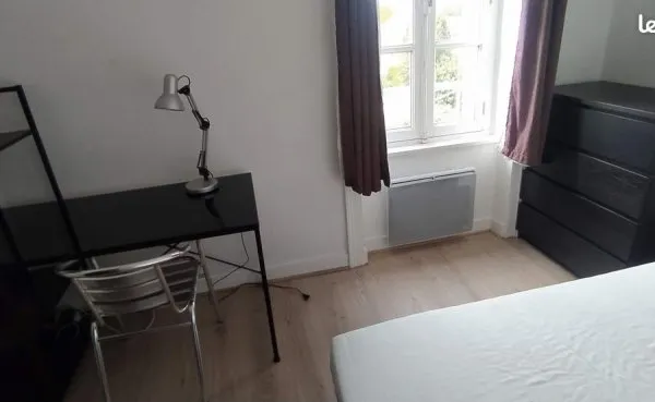 Chambre dans colocation étudiant, stagiaire libre fin mai 2026 au 31 août 2026
