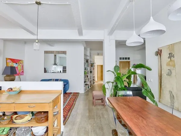 Appartement 8 pièces 182 m²