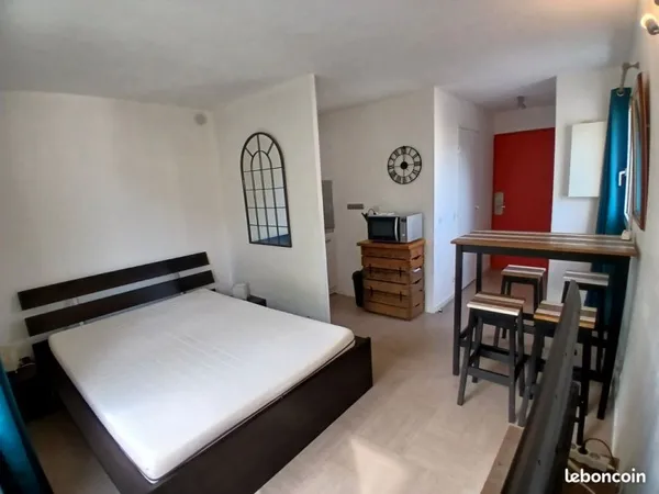 Studio proche campus 2
