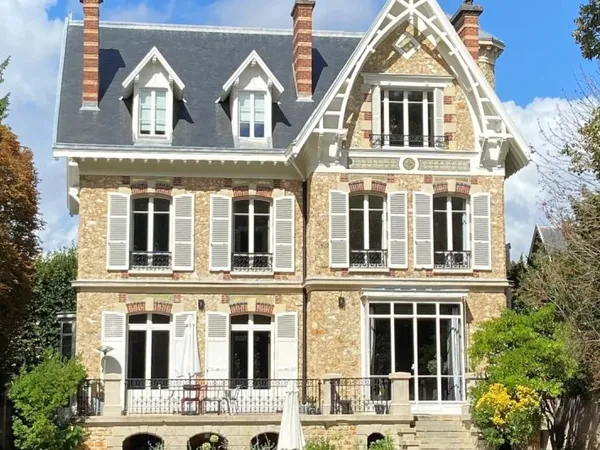 VERSAILLES CLAGNY - Maison meulière avec son parc