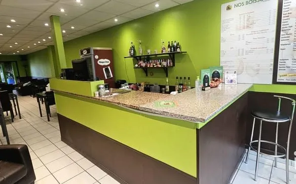 Immeuble commercial 1 pièce 110 m²