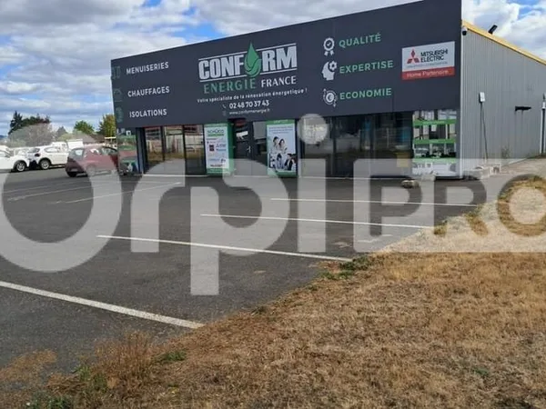 Local commercial 370 m²