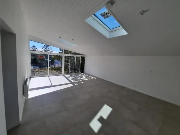 SAINT-NAZAIRE, SAINT-MARC, MAGNIFIQUE APPARTEMENT ATYPIQUE, 3 CH., VUE MER