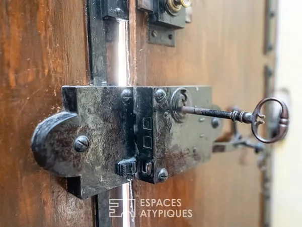 Maison bourgeoise à rénover avec jardin au pied du Vercors