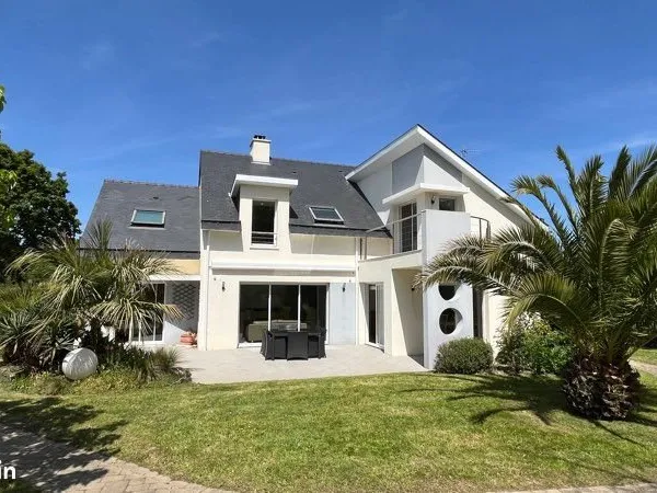 Bien rare Maison de prestige 230m2 / jardin 2800m2