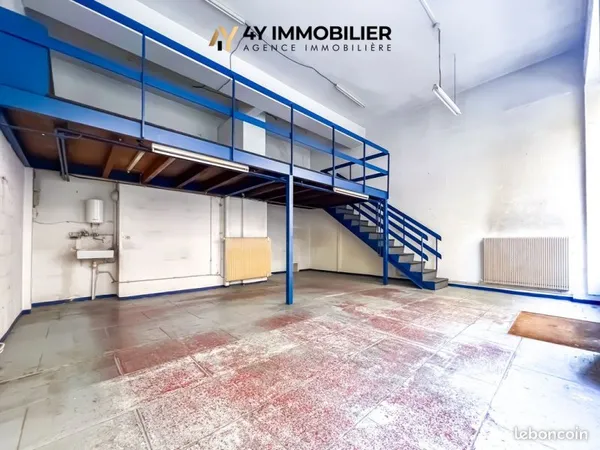 Local 77 m² Grenoble