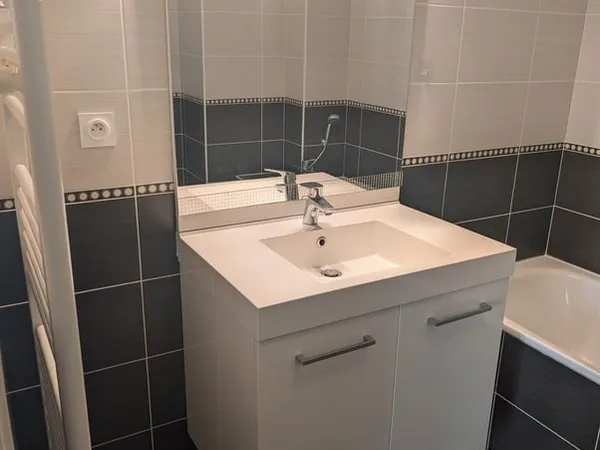 Appartement Location Meyzieu 2p 45m² 780€