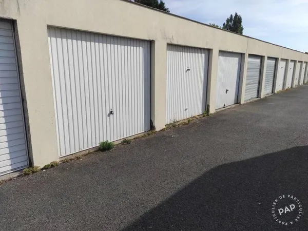 Garage/Parking