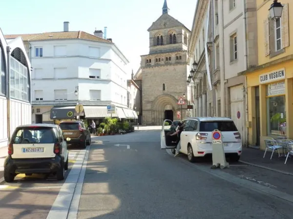 Epinal marché couvert Bureaux 80m2