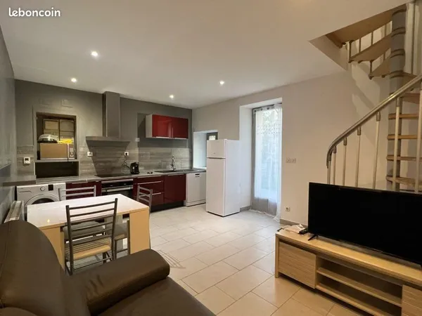 Maison T3 Meublée avec cour Angouleme