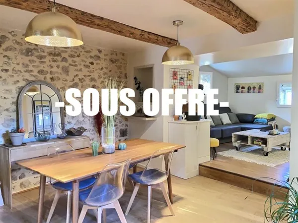 SAINTE ANASTASIE Maison de village 4 pièce(s) 97,15 m2 avec terrasse 3 chambres