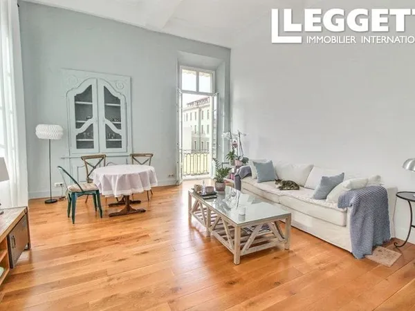 Nice dans le Quartier Vieux Nice, Leggett est ravi de vous proposer cet appartement Bourgeois except