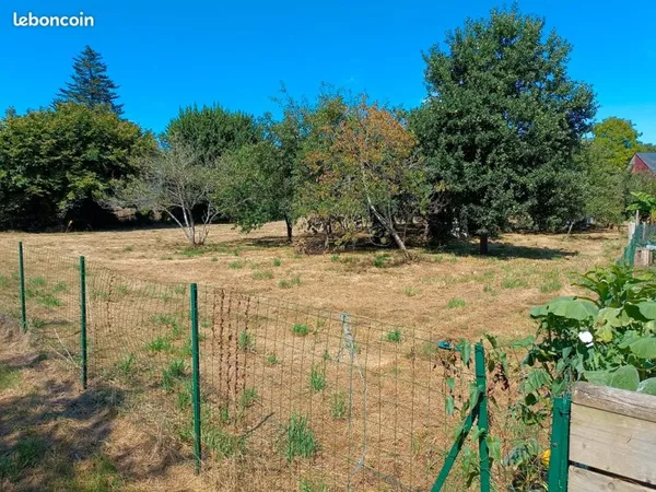 Terrain à vendre