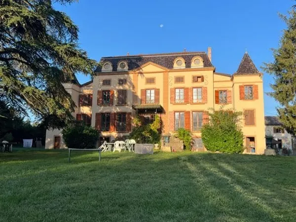Logement T2-Appartement au Château de Montlaville